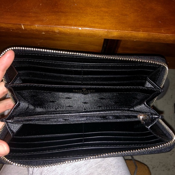 Kate Spade clutch/wallet - Picture 5 of 6